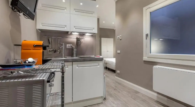 Студия Bell Tower Studio Apartment