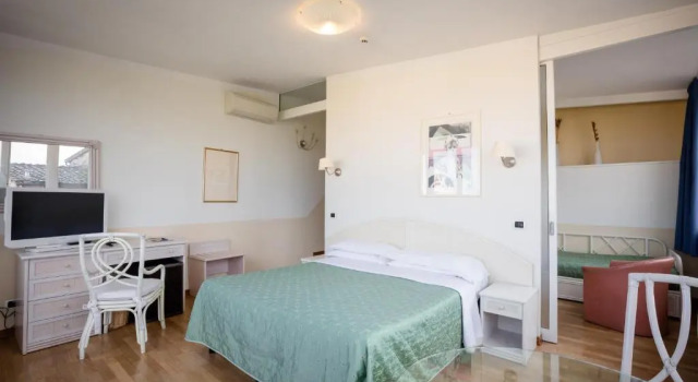 Четырёхместный номер Standard Hotel Duomo