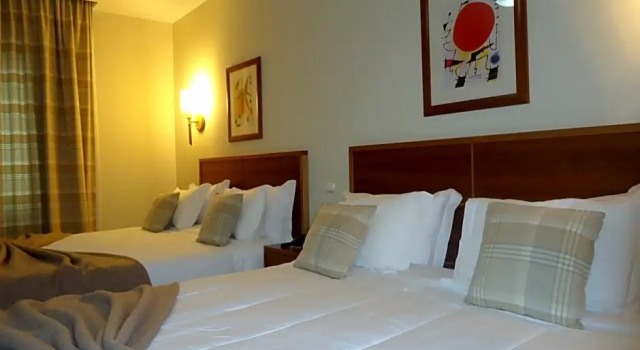 Семейный номер Standard Hotel Pombeira