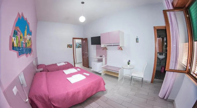 B&B Le isole, Buchen Sie Bed & Breakfast Fuorigrotta Neapel