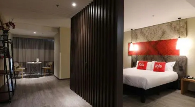 Люкс Deluxe Ibis Dujiangyan