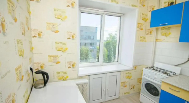 Apartment on 41 Mikhaylovskaya Street, Book Apartment Hotels in Ural with Parking, Parking
