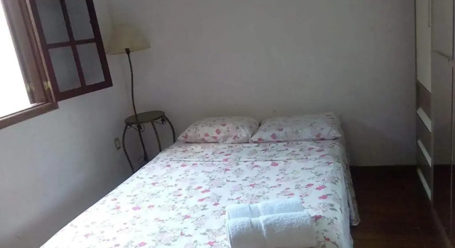 Casa de praia completa em Cabo Frio - Melhor Custo x Benefício, Забронировать Отель Отели штата Рио-де-Жанейро с парковкой, Парковка
