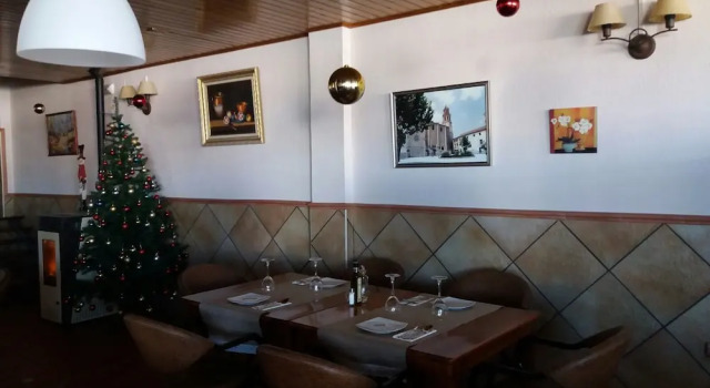 Meson Ronda, Reservar Hotel Baza Granada