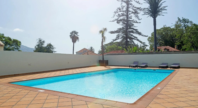 Jasmineiro II, view to sea and mountain, Rezerwuj Hotel Serra de Agua Funchal