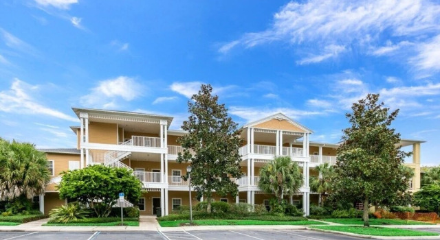 114RUMRUN condo