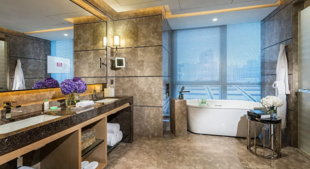 Номер Premier Four Seasons Hotel Shenzhen