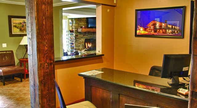 The Mammoth Creek Inn, Buchen Sie Hotel Mammoth Lakes Mammoth