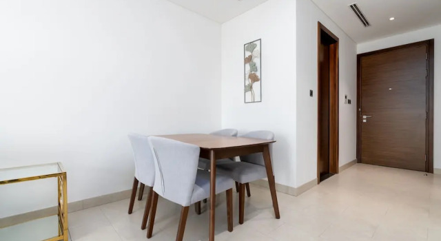 SuperHost - Spacious Apartment With Balcony In Sobha Hartland, Забронировать Апартаменты/квартира Дубай Эмират Дубай, рядом с Ипподром и гольф-поле Nad Al Sheba