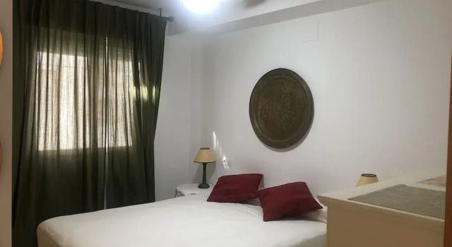Апартаменты c 1 комнатой с красивым видом из окна Apartamento Edificio Dianium 1