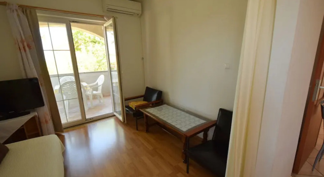 Apartments T&T, Prenota Appartamento Hotel a Isole Quarnerine con parcheggio, Parcheggio