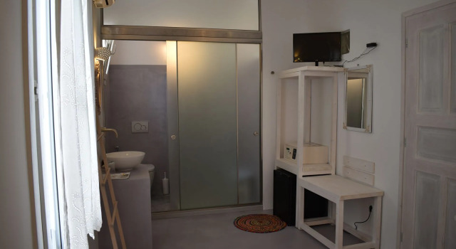Двухместный номер Standard Andrianis Guest House
