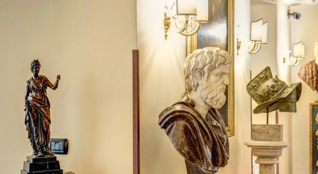Aurelius Art Gallery Hotel