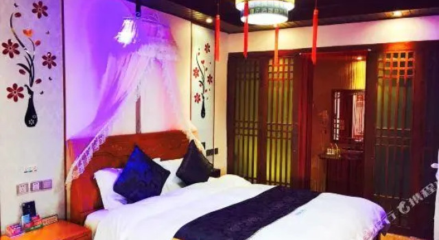 Lansha Xinyuan Boutique Homestay, Забронировать Бутик-отель Лицзян Юньнань, рядом с Улица Сквер-стрит Древнего города Даянь