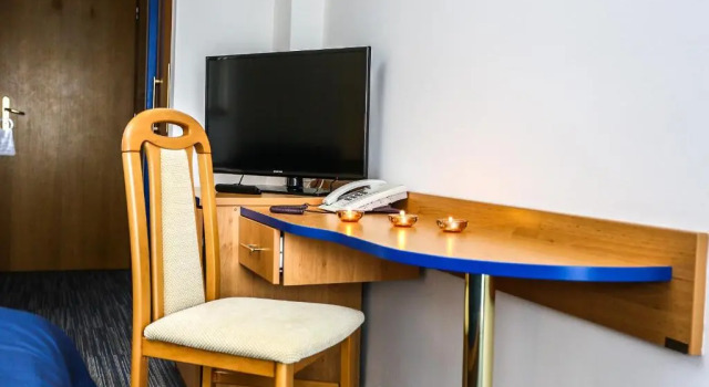 Двухместный номер Standard с балконом Hotel Dražica - Hotel Resort Dražica