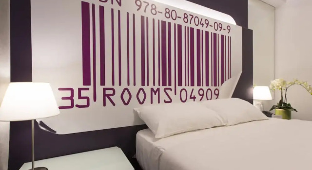 Трёхместный полулюкс 35 Rooms
