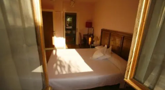 Двухместный номер Standard Hotel Torre Marti