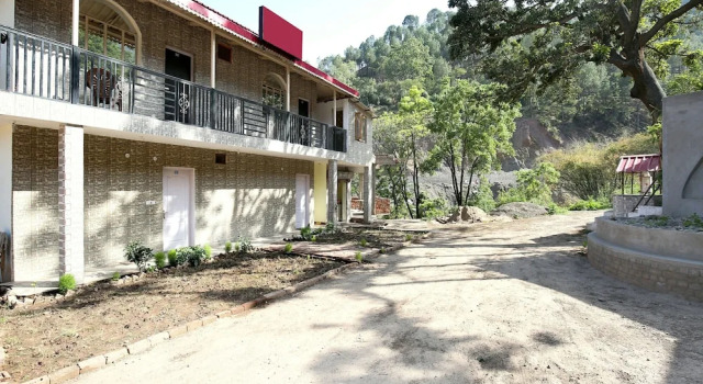 OYO 13538 Home 1RK Parwanoo, Buchen Sie Hotel Parwanoo Haryana