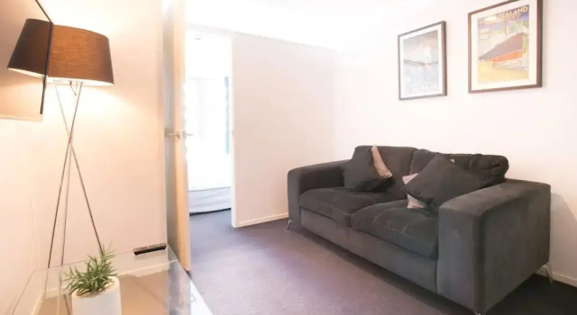 Modern 1 Bedroom Central Apartment With Stunning Views, Buchen Sie Ferienwohnung Auckland 