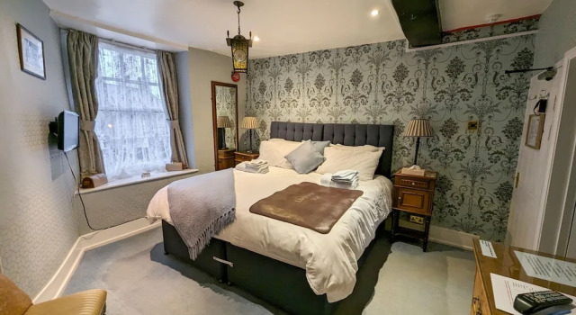 Crown and Trumpet Inn, Varaa Matkakoti Broadway Worcestershire