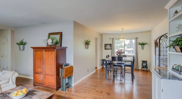 Коттедж Palmer Park Trails & Space 4 Bdrm Cntrl Location