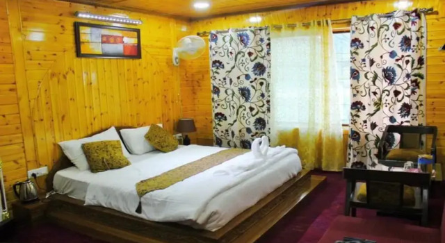 Adb Rooms Hotel Paradise Retreat, Забронировать Отель Karbudurun Джамму и Кашмир