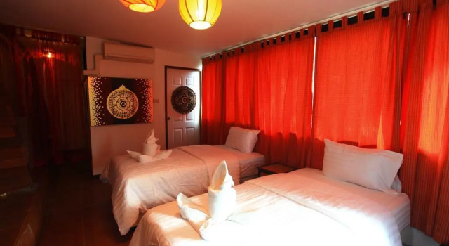 Lanna Pool Villa