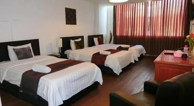River Star Hotel