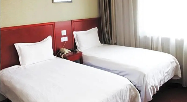 Семейный номер Standard GreenTree Inn Jiaxing Zhongan Business Hotel