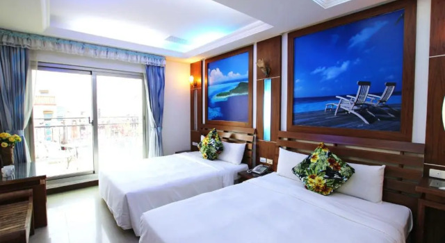 Четырёхместный номер Standard с балконом Seashell Bay Hotel