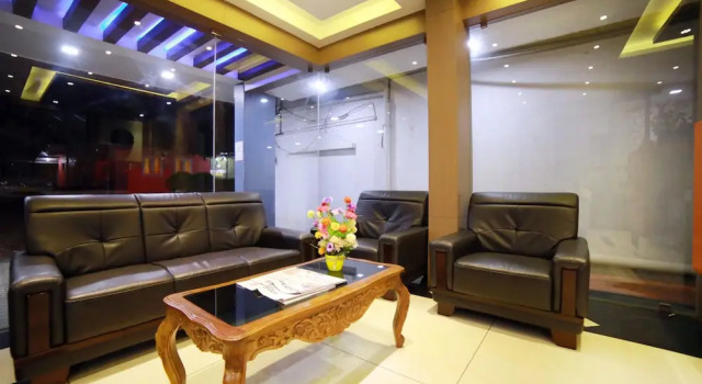 OYO 8588 Rainbow Inn