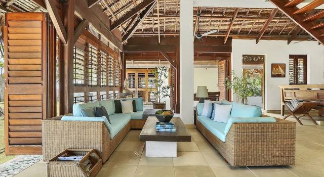 Sarangkita Beach Front Villa, Book Villa Businesshoteller i Efate, 4* 5*