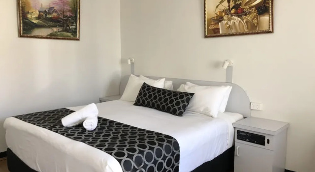 Queanbeyan Motel, Book Motel Queanbeyan New South Wales