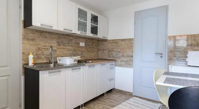 Апартаменты Lili Apartman