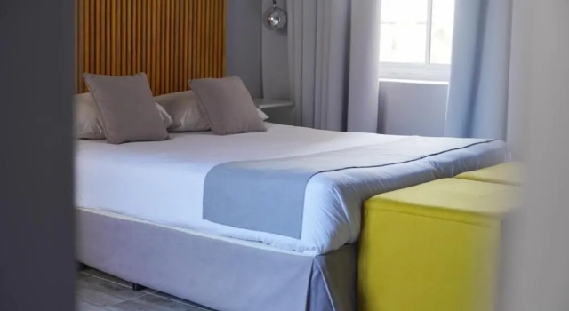 Standardowy dwuosobowy pokój Hotel city