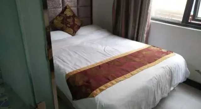 Zhongguo Maidi Express Hotel, Book Hotel Zhengzhou Henan