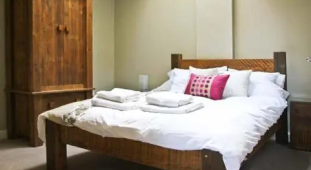 Oolitic Springs, Buchen Sie Hotel Rangeworthy England