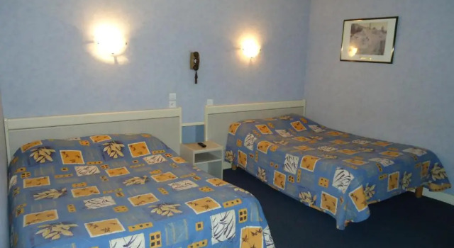 Четырёхместный номер Standard Hotel des Voyageurs