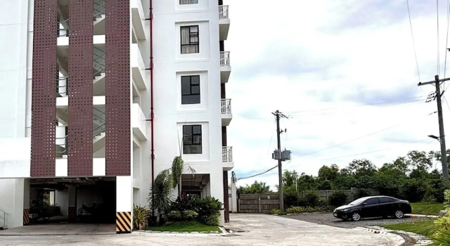 Номер Standard Entire Apartment With Pool, Gym, and Playground Near Panglao, Bohol