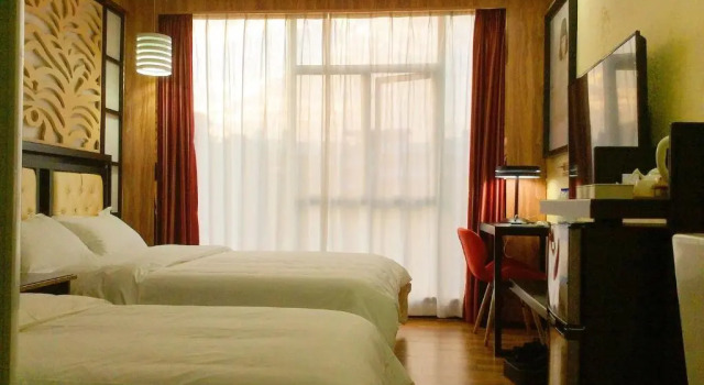 Семейный номер Standard Guangzhou Bird Island Hotel