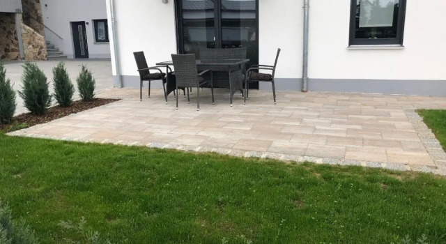 Апартаменты Landhaus Ferienwohnungen mit Pool und Wellness