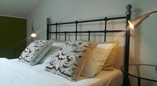 Blooms Boutique Hostel Inn & Apartments