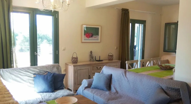 Villa Elaionas 1