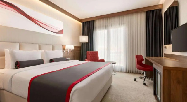 Двухместный номер Deluxe с балконом Ramada by Wyndham Beylikduzu