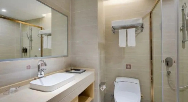 Vienna Hotel (Qingdao West Cost High-speed Railway West Station Branch), Book Hotel Qingdao Qingdao
