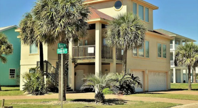 645 Sandy Lane 4 Bedrooms 4 Bathrooms Home