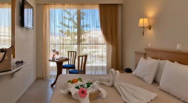 Номер Standard с балконом Minos Hotel