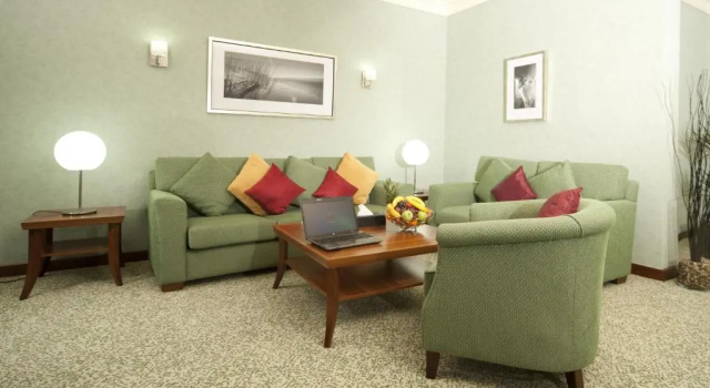 Люкс Deluxe Family Отель City Seasons Al Hamra Hotel
