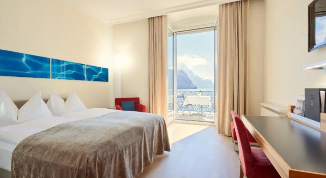 Двухместный номер Superior с балконом и с видом на озеро Seehotel Waldstätterhof Swiss Quality