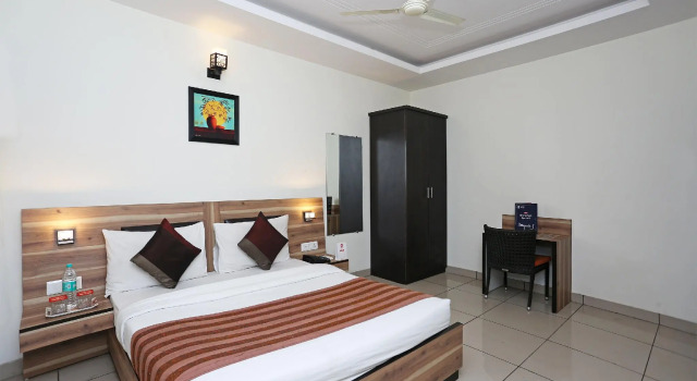 Capital O 1391 Hotel Pushpa Vilas